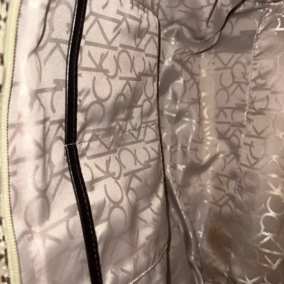 Calvin Klein Bag - Picture 7 of 10